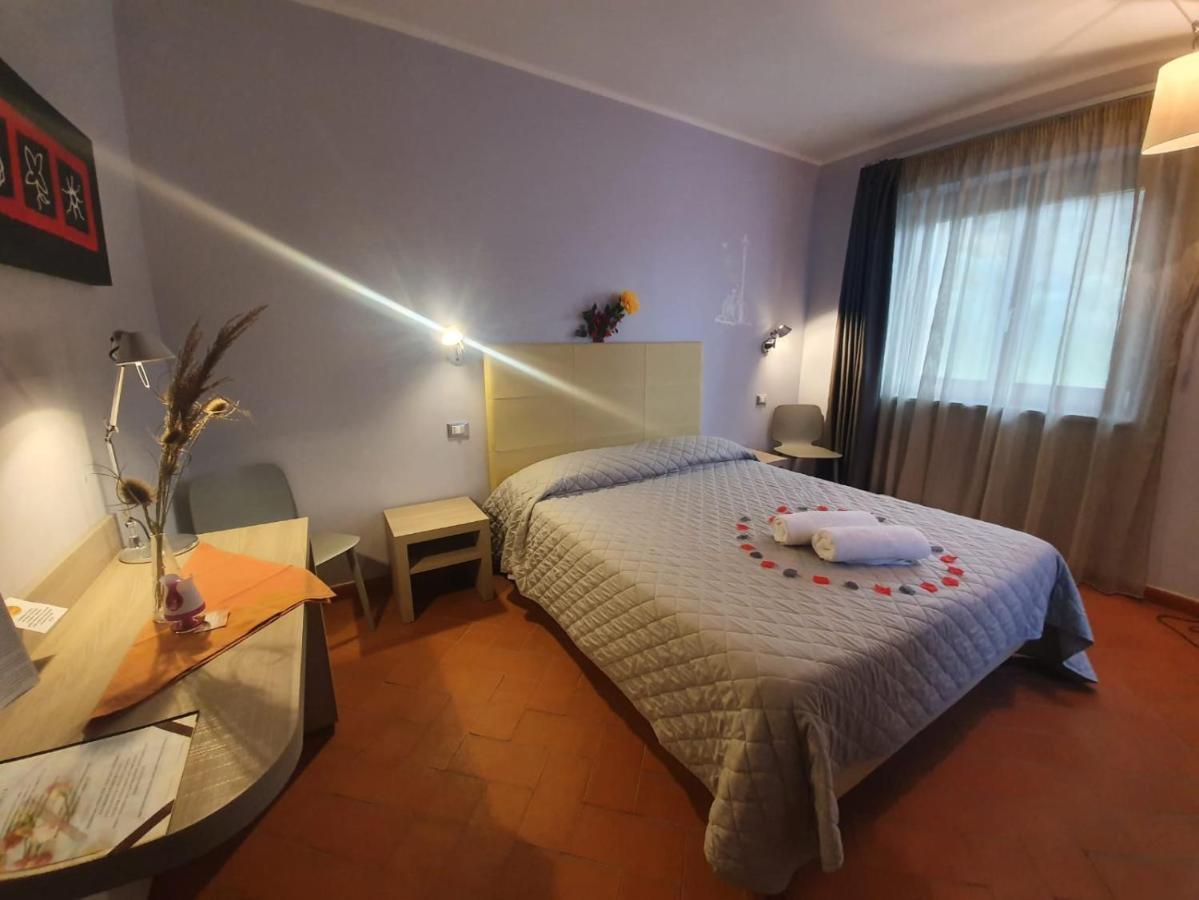 Resort San Nicola - Restaurant And Wellness Fitness Polizzi Generosa Exterior photo